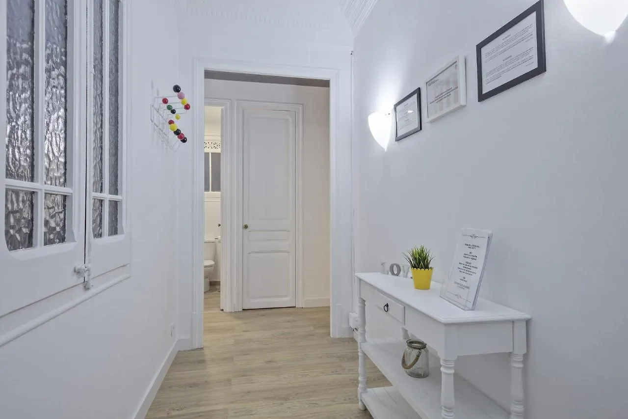 The White Flats Eixample Hotel Barcelona Apartment